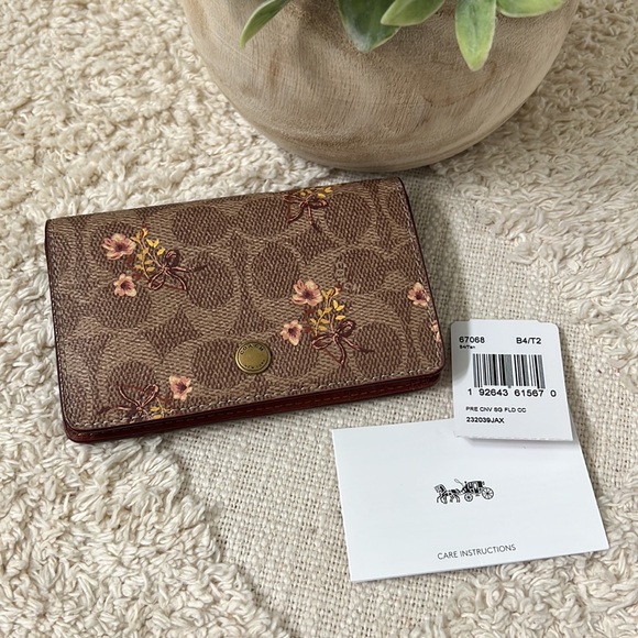 🌸NWT Coach Canvas Signature Floral Card Case Tan/Rust Beautiful! - Picture 5 of 7